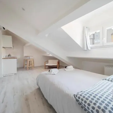 Sammartini Nice Attic * Milan